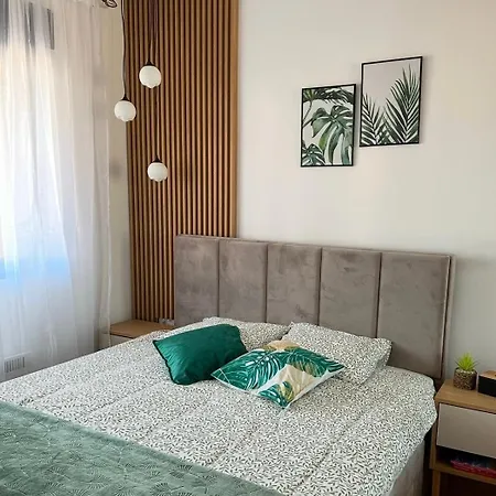 Apartment Momentum *
